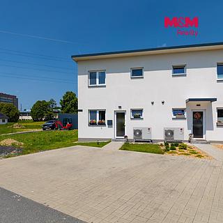 Prodej rodinného domu 86 m&sup2; Dobrá