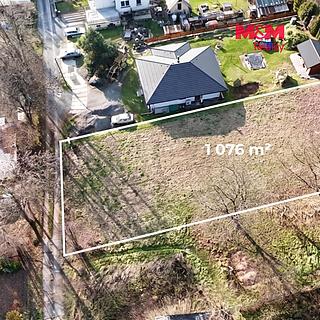 Prodej stavební parcely 1076 m&sup2; Jistebník