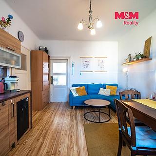 Pronájem bytu 2+kk 52 m&sup2; Hradec Králové