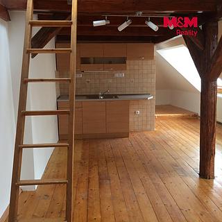 Pronájem bytu 1+kk, garsoniery 38 m&sup2; Česká Lípa
