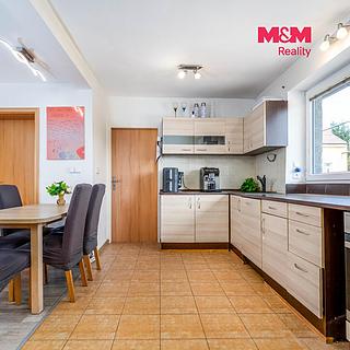 Prodej bytu 3+1 93 m&sup2; Milovice