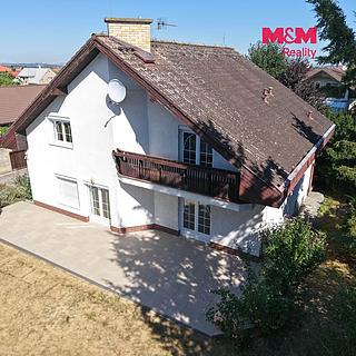 Prodej rodinného domu 203 m&sup2; Jesenice