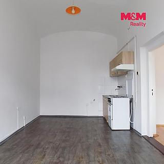 Pronájem bytu 3+1 70 m&sup2; Teplice