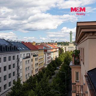 Prodej bytu 1+kk, garsoniery 81 m&sup2; Ostrava
