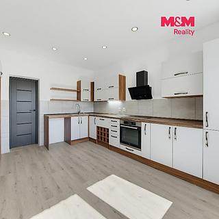 Prodej bytu 4+1 75 m&sup2; Lhotka nad Labem