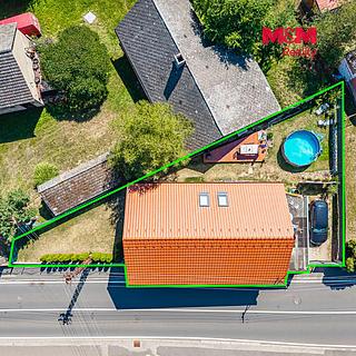 Prodej rodinného domu 200 m&sup2; Komárov
