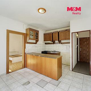 Pronájem bytu 1+1 36 m&sup2; Chomutov
