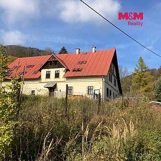 Pronájem chaty 639 m&sup2; Bernartice