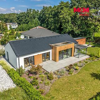 Prodej rodinného domu 110 m&sup2; Zlatá