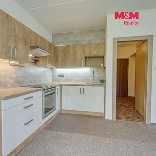 Pronájem bytu 1+1 39 m&sup2; Starý Plzenec