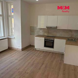 Pronájem bytu 1+1 48 m&sup2; Benešov nad Ploučnicí