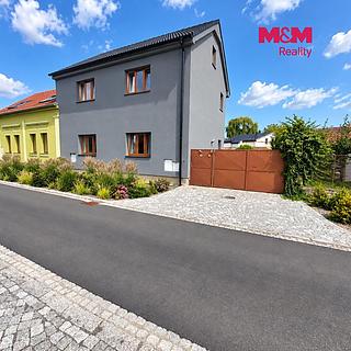 Pronájem rodinného domu 143 m&sup2; Pečky