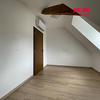 Pronájem bytu 3+kk 55 m&sup2; Bor
