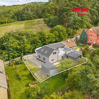 Prodej rodinného domu 174 m&sup2; Slaný