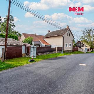 Prodej rodinného domu 187 m&sup2; Lošany