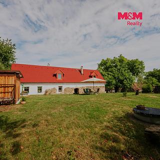 Prodej rodinného domu 250 m&sup2; Kadov