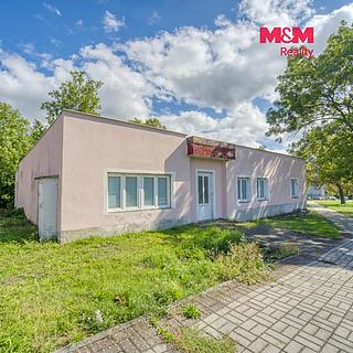 Prodej obchodu 202 m&sup2; Dubí
