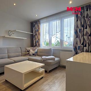 Pronájem bytu 1+1 37 m&sup2; Karlovy Vary