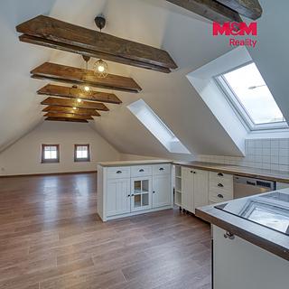 Pronájem bytu 2+kk 84 m&sup2; Plzeň
