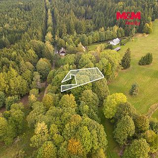 Prodej stavební parcely 611 m&sup2; Lesná