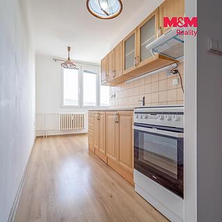 Pronájem bytu 3+1 67 m&sup2; Hrádek