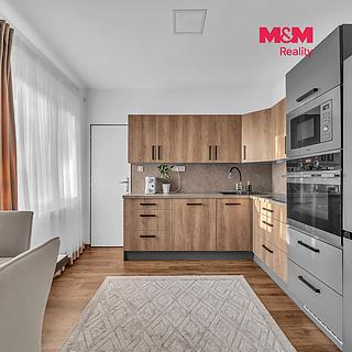 Prodej bytu 2+kk 50 m&sup2; Přelouč