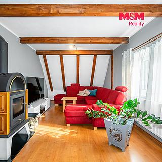 Pronájem bytu 3+kk 89 m&sup2; Holýšov