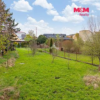 Prodej zahrady 1050 m&sup2; Hostomice