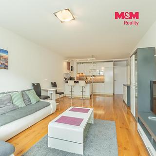 Pronájem bytu 2+kk 64 m&sup2; Praha