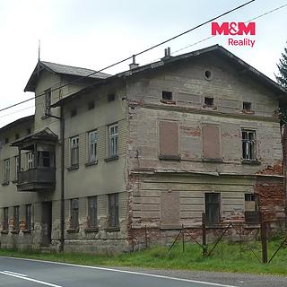 Prodej rodinného domu 1200 m&sup2; Hronov