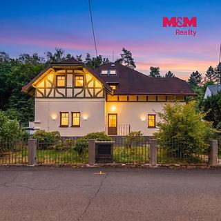 Prodej rodinného domu 486 m&sup2; Dalovice