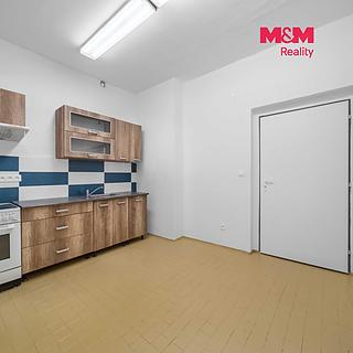 Pronájem bytu 2+1 48 m&sup2; Strašice