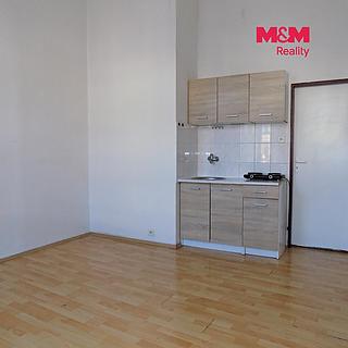 Pronájem bytu 1+kk, garsoniery 28 m&sup2; Teplice