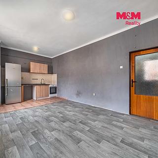 Pronájem bytu 1+kk, garsoniery 30 m&sup2; Hořovice