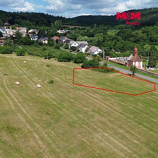 Prodej stavební parcely 1556 m&sup2; Valeč