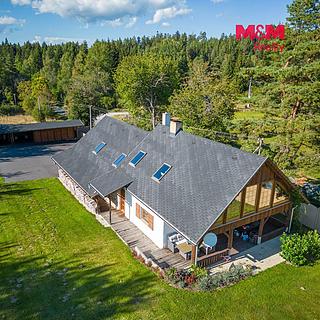 Prodej rodinného domu 279 m&sup2; Volary