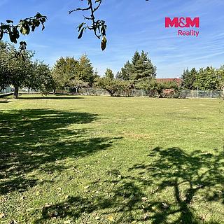 Prodej stavební parcely 1267 m&sup2; Lom