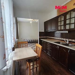 Pronájem bytu 2+1 54 m&sup2; Bukovany
