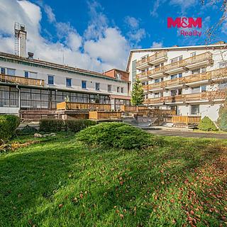 Prodej hotelu, penzionu 2200 m&sup2; Oskava
