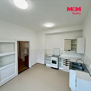 Pronájem bytu 2+1 82 m&sup2; Brno