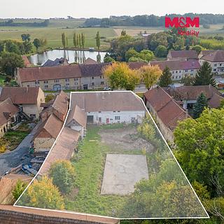 Prodej stavební parcely 2297 m&sup2; Kroučová