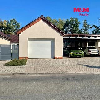 Pronájem garáže 28 m&sup2; Hradec Králové
