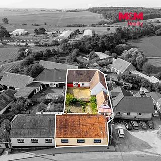 Prodej rodinného domu 130 m&sup2; Hostim