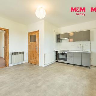 Prodej bytu 3+1 69 m&sup2; Blatno