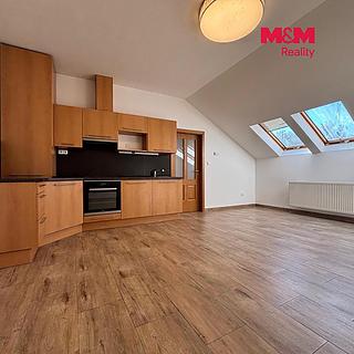 Pronájem bytu 3+kk 75 m&sup2; Klatovy