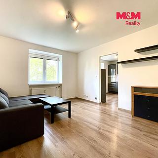Pronájem bytu 1+1 29 m&sup2; Kladno