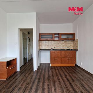 Pronájem bytu 1+1 37 m&sup2; Trutnov