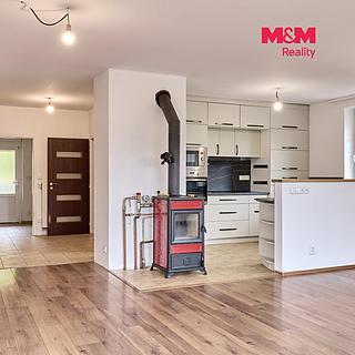 Prodej chalupy 226 m&sup2; Bernartice