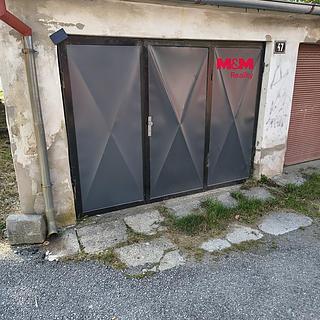 Prodej garáže 16 m&sup2; Pelhřimov