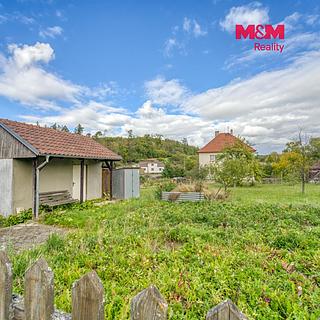 Prodej stavební parcely 972 m&sup2; Dolce